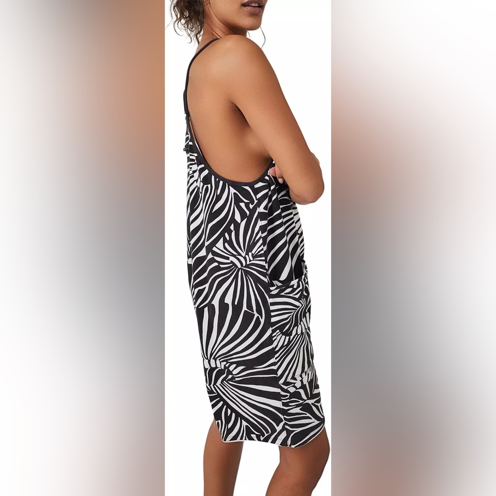 NWT FP Movement Printed Hot Shot Romper in Zebra - Picture 3 of 12